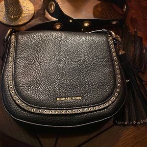 Micheal Kors leather cross body weekend sale !